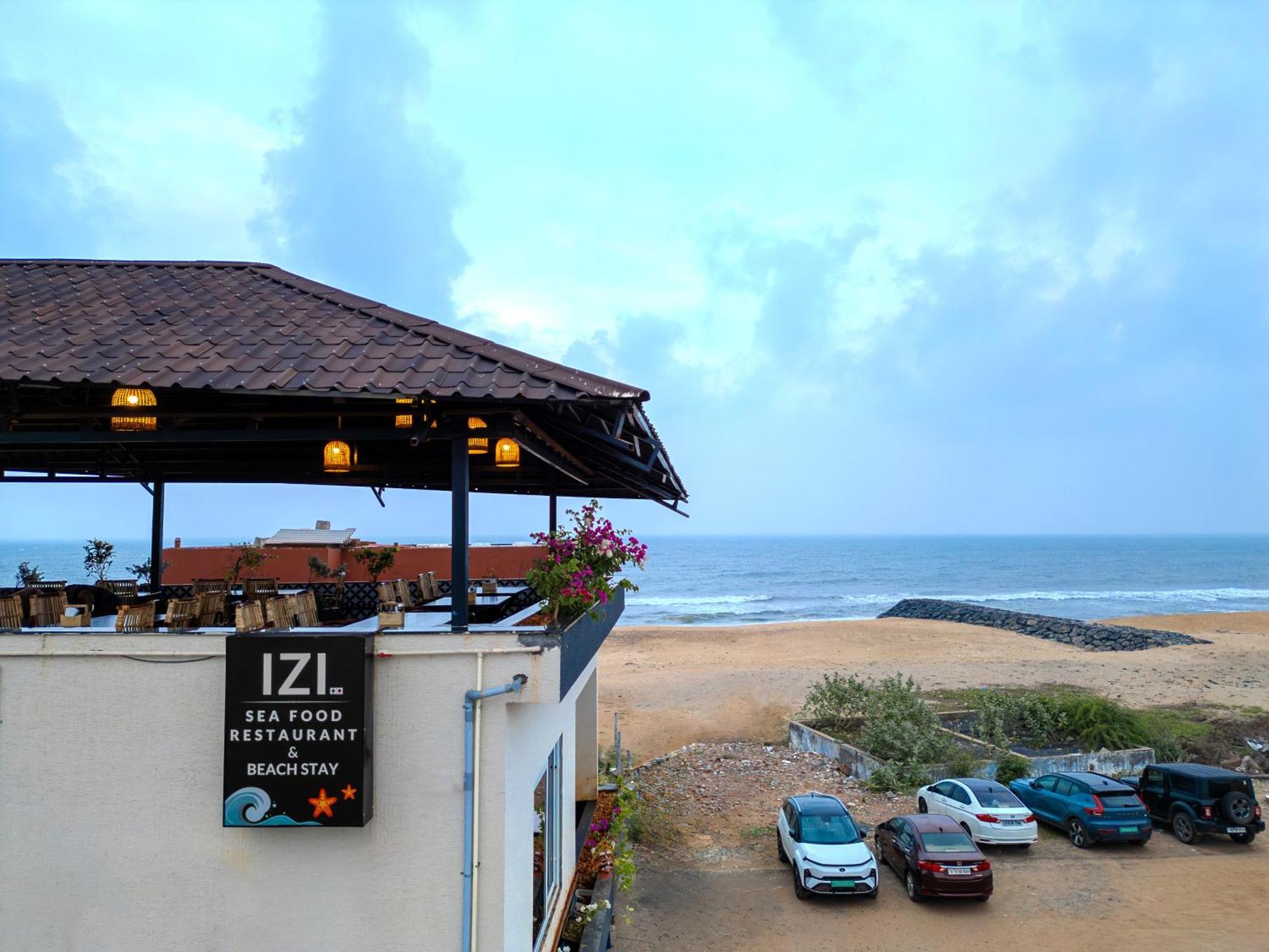 Izi Beach Stay Mahabalipuram Chennai Exteriör bild