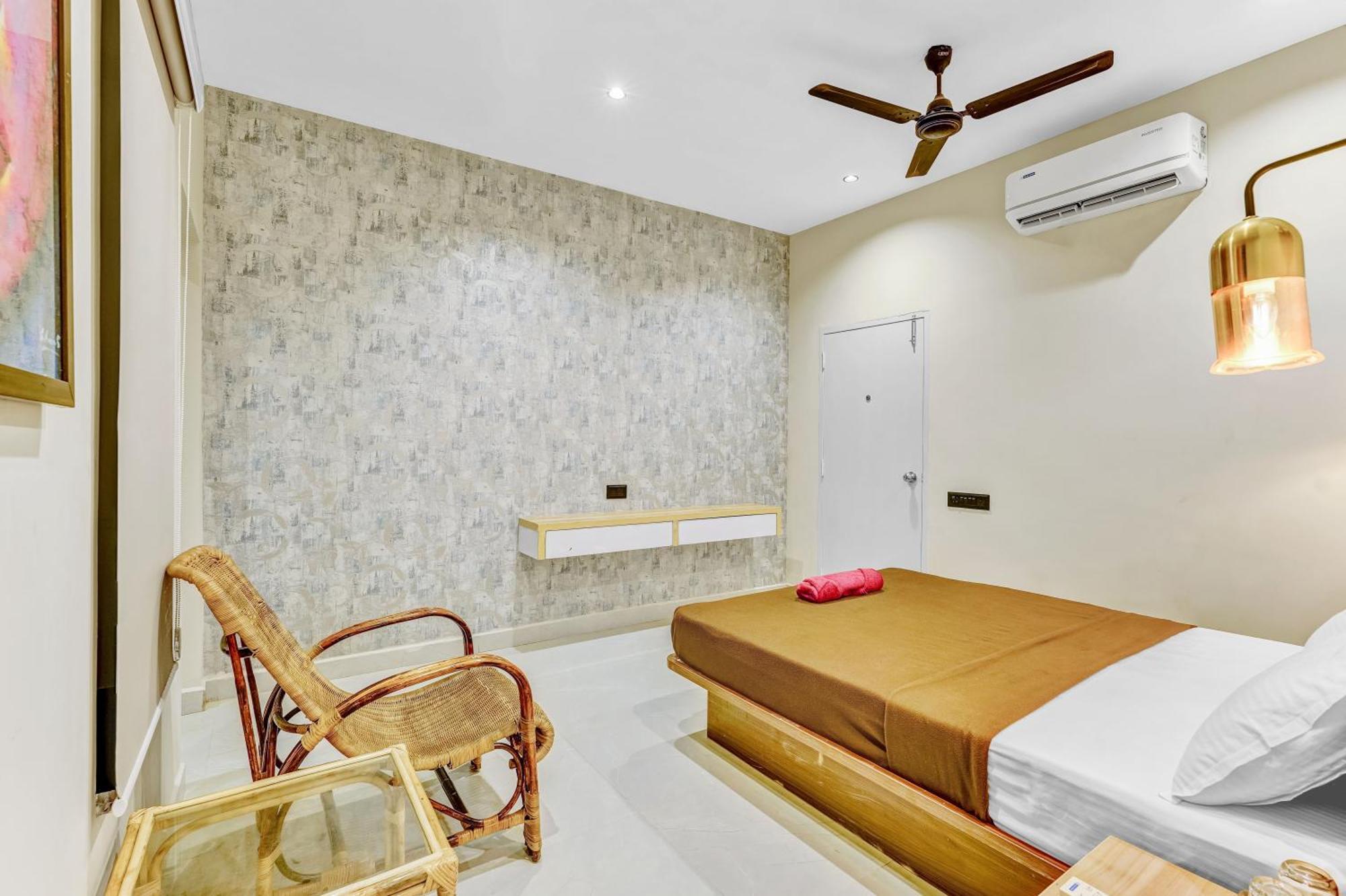 Izi Beach Stay Mahabalipuram Chennai Exteriör bild